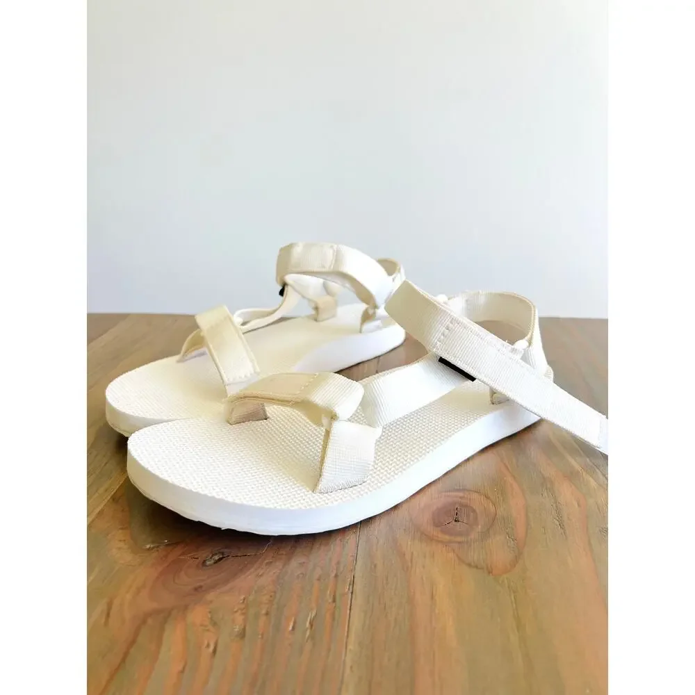 Teva White Original Universal Sandal Women's 7 - Picture 3 of 7